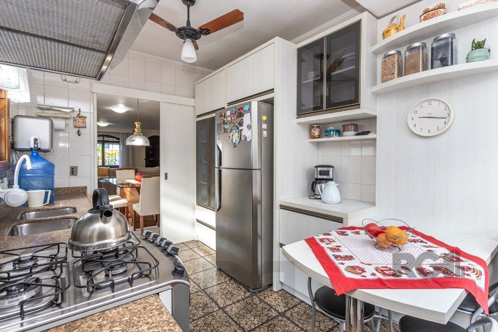 Casa no bairro Vila Ipiranga de 3 dormitórios e 3 vagas — foto 13