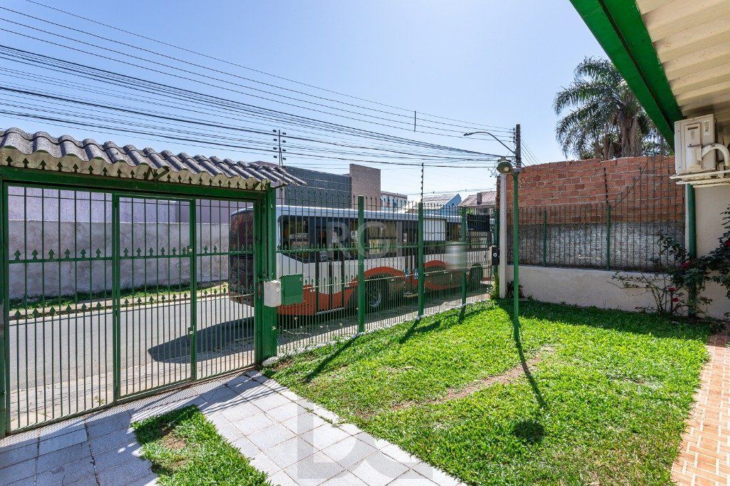 Casa para Venda - 143.32m², 3 dormitórios, sendo 1 suites, 5 vagas - Parque Santa Fé — foto 36