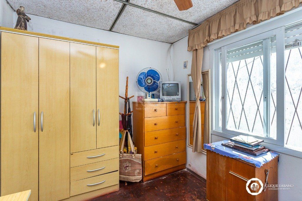 Casa para Venda - 93m², 4 dormitórios, sendo 1 suites, 4 vagas - Jardim Leopoldina — foto 10