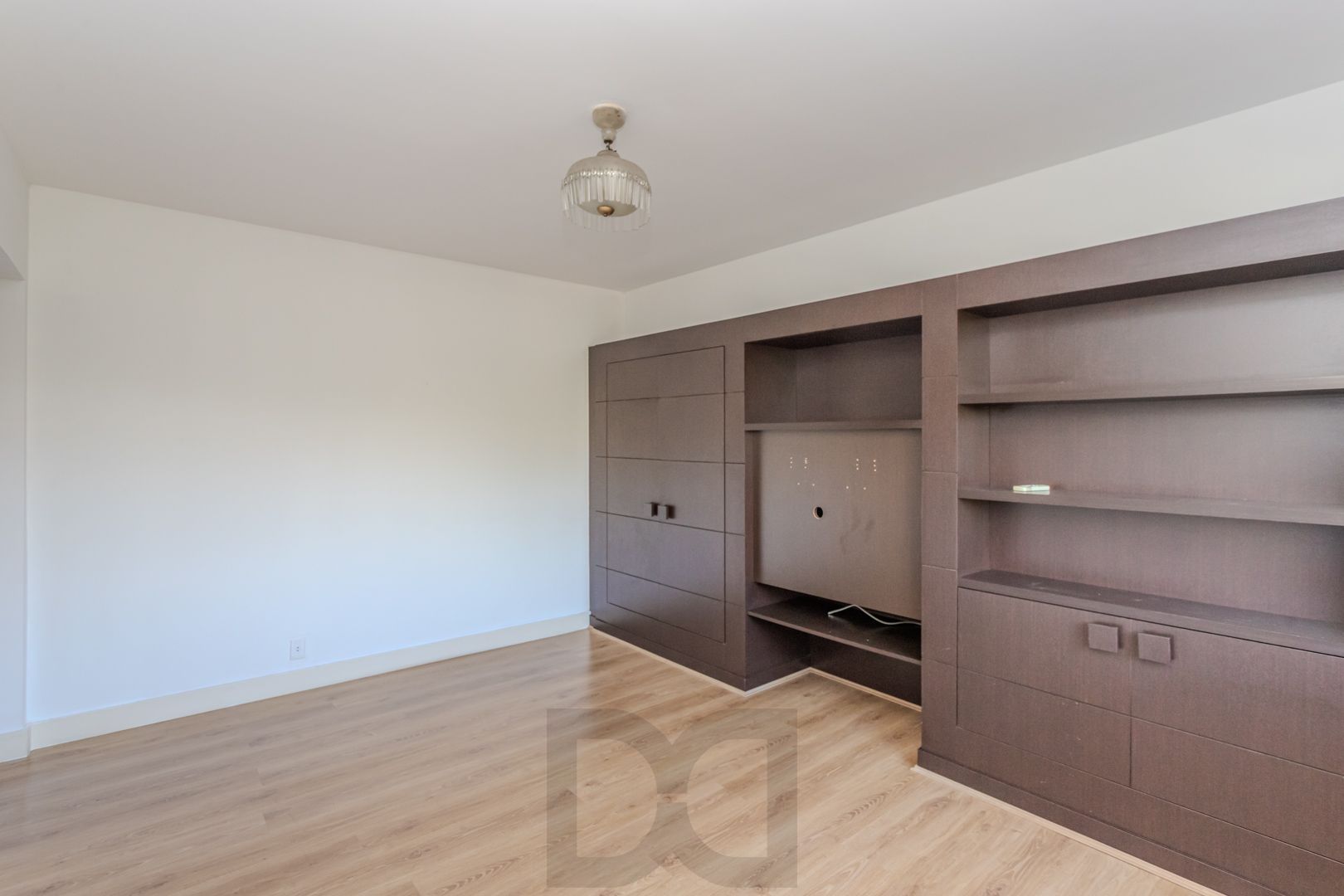 Apartamento no Moinhos de Vento de 3 dormitórios vaga e infra DESOCUPADO — foto 11