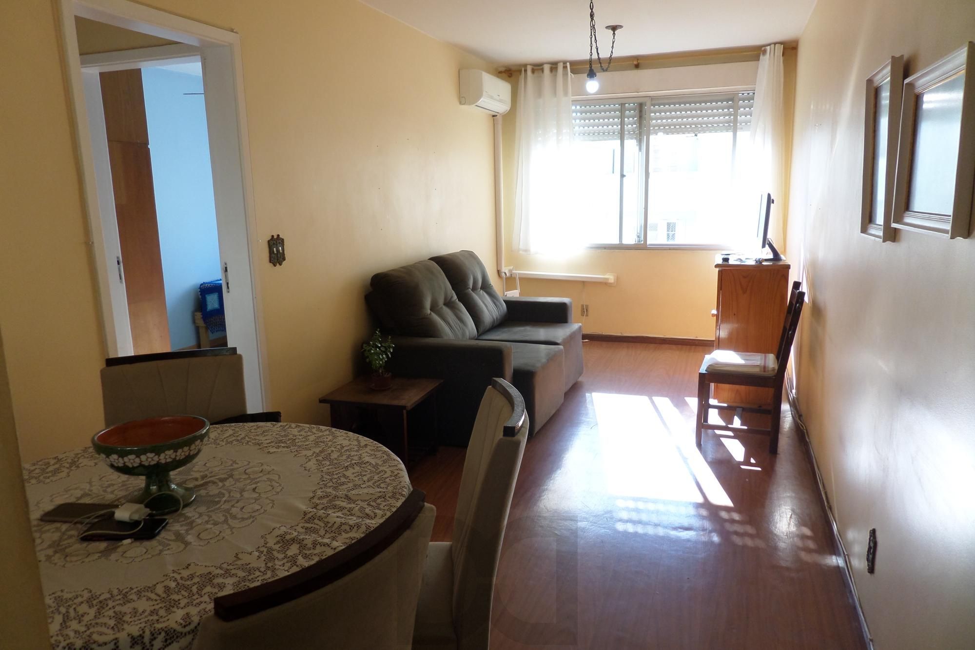 Apartamento no Centro de 2 dormitórios dependência DESOCUPADO — foto 3