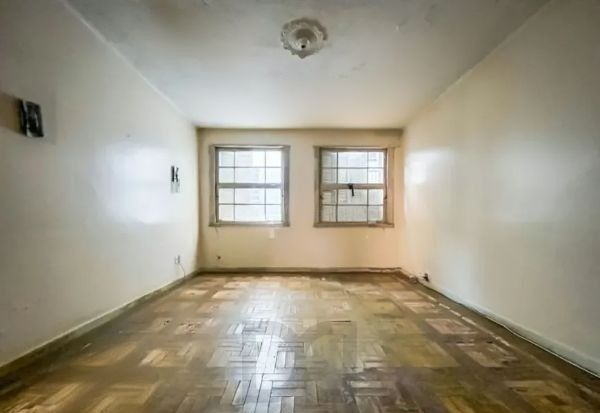 Apartamento no Bom Fim de 3 dormitórios DESOCUPADO — foto 2