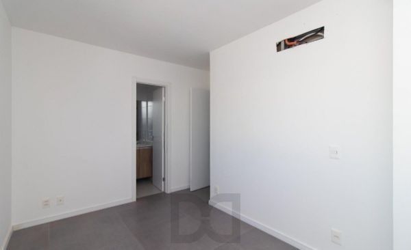 2 DORMITÓRIOS COM SUÍTE E CHURRASQUEIRA, VISTA PANORÂMICA, VAGA COBERTA E INFRA COMPLETA NO FREITAS 300!!! — foto 15