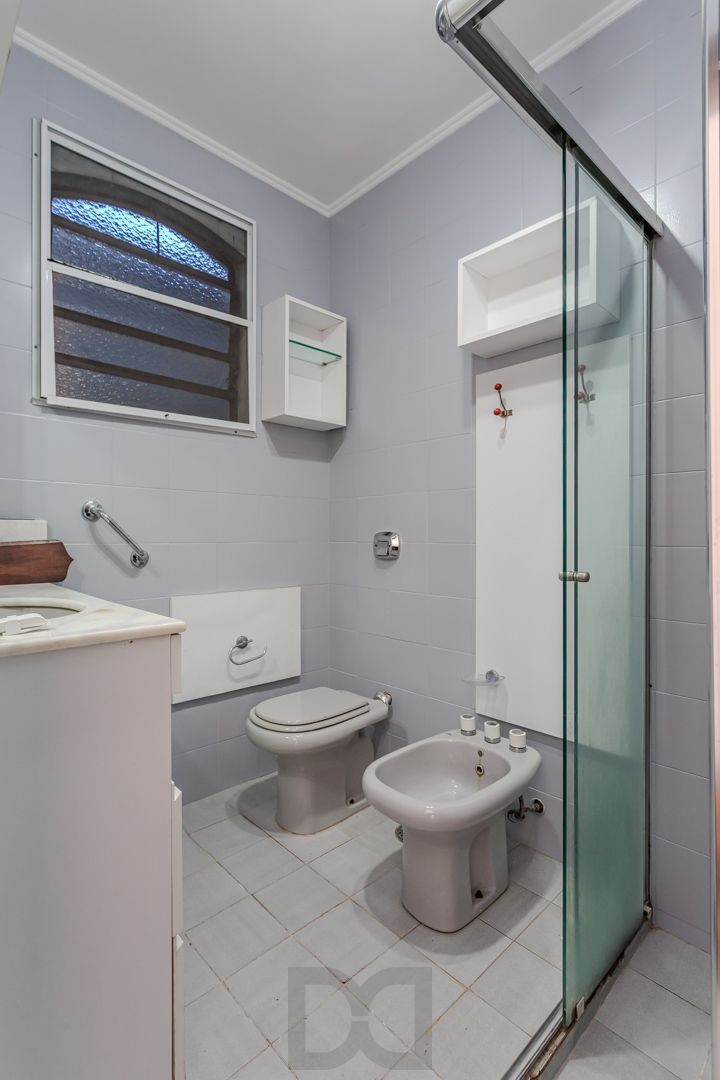 Casa no Partenon com 4 dormitórios e 4 vagas DESOCUPADA — foto 41