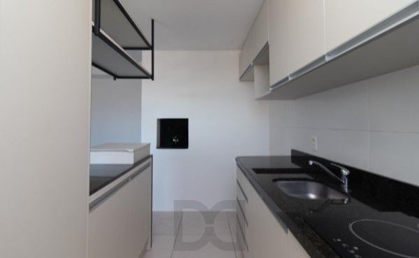 2 DORMITÓRIOS COM SUÍTE E CHURRASQUEIRA, VISTA PANORÂMICA, VAGA COBERTA E INFRA COMPLETA NO FREITAS 300!!! — foto 6