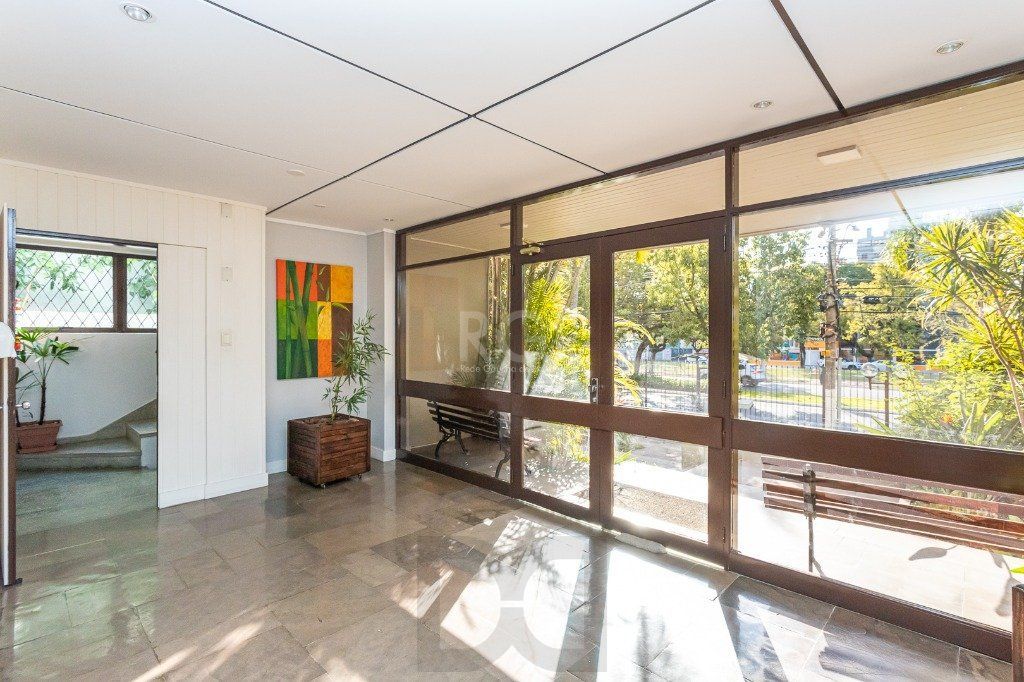 Apartamento no bairro Higienópolis com 190m² de 3 dormitórios e 2 vagas — foto 50