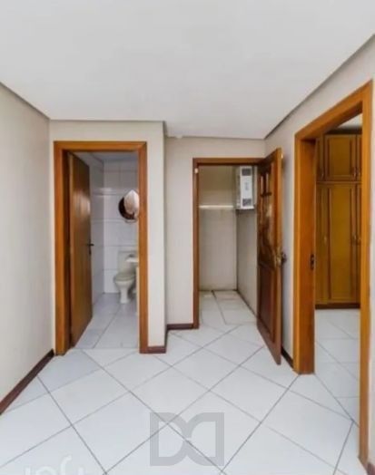 Casa / sobrado no bairro Jardim Itu de 3 dormitórios e pátio com piscina — foto 26