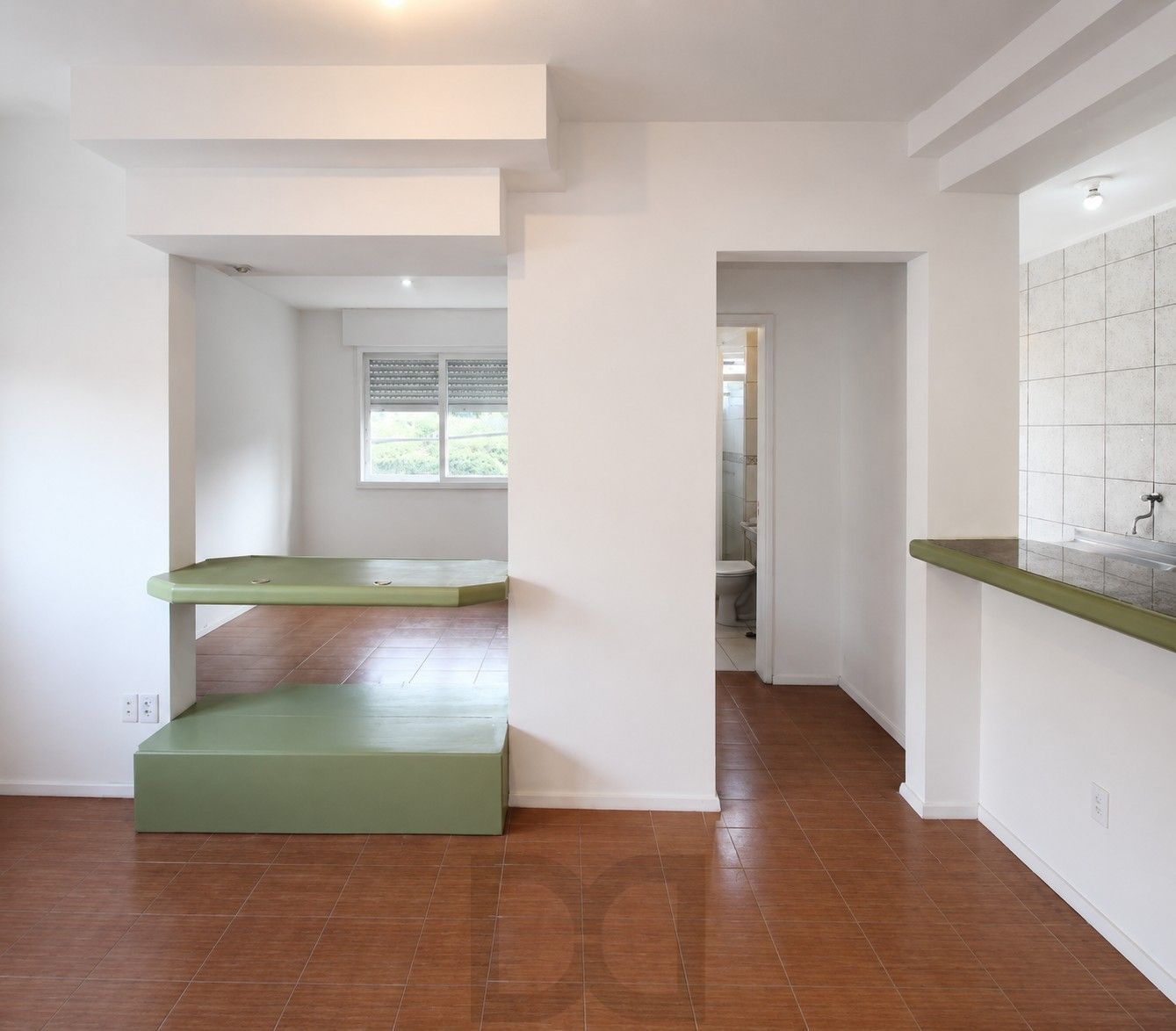 Apartamento no Petrópolis de 1 dormitório DESOCUPADO — foto 8