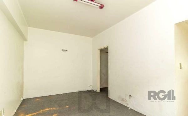 Apartamento de 1 dormitório, Centro Histórico desocupado — foto 2