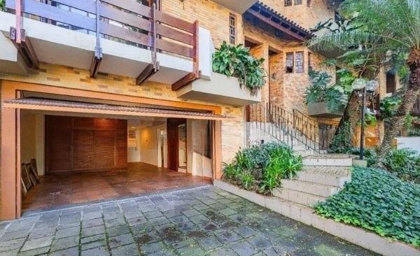 Casa sobrado no bairro Bela Vista de 3 dormitórios e 3 vagas DESOCUPADA — foto 41