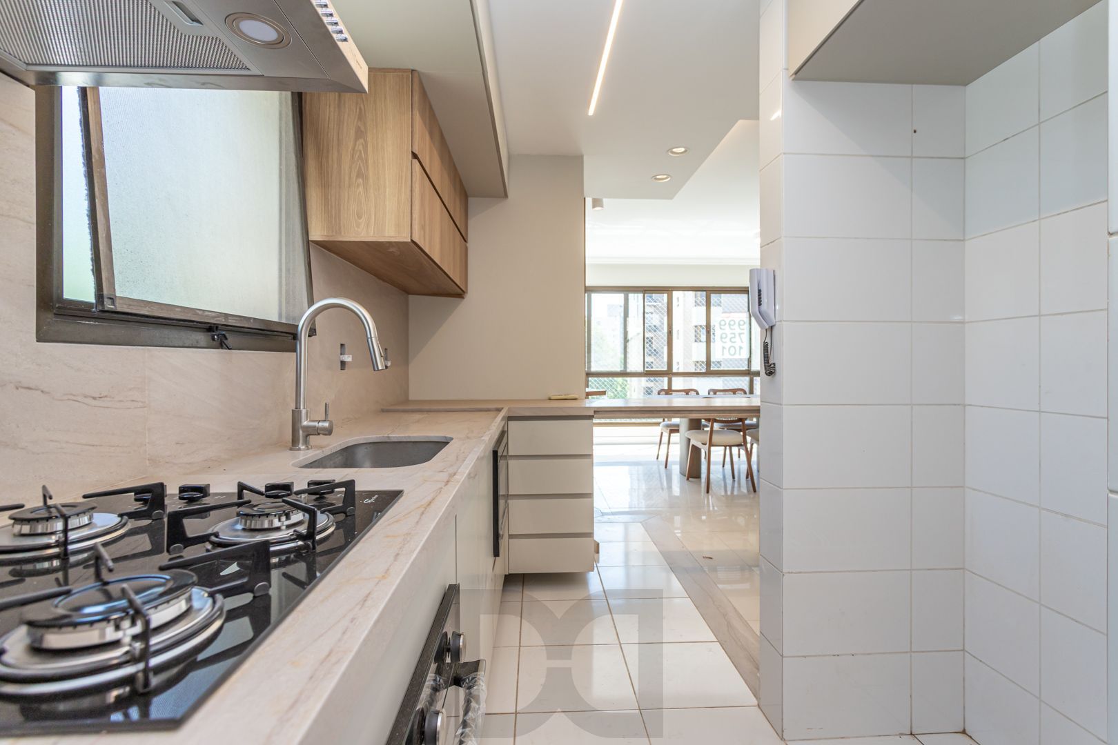 Apartamento no bairro Mont Serrat de 2 suítes e 2 vagas DESOCUPADO — foto 26