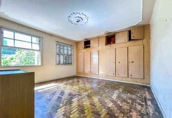 Apartamento no Bom Fim de 3 dormitórios DESOCUPADO — foto 1