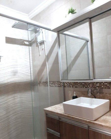 Sobrado triplex no Partenon de 3 dormitórios e 2 vagas — foto 17