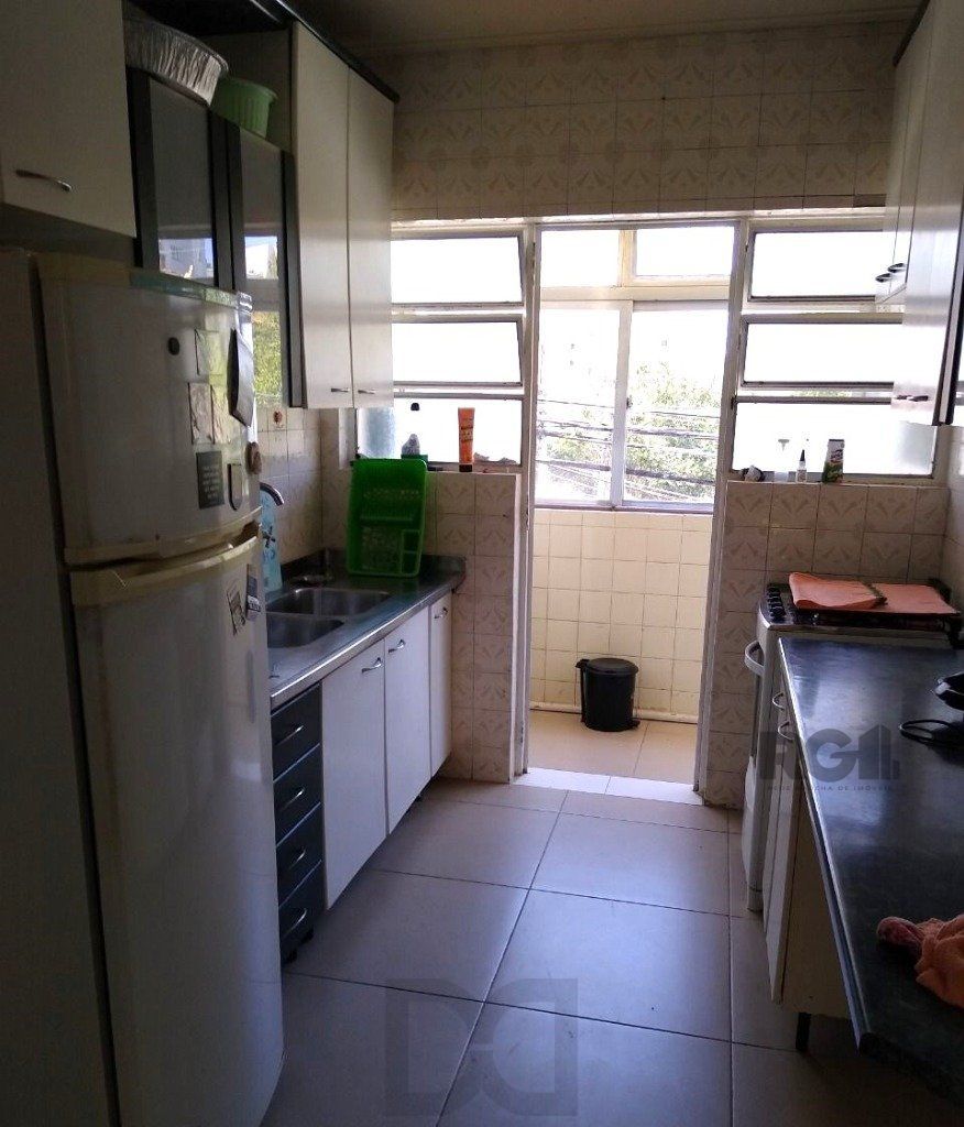 Apartamento no Petrópolis de 2 dormitórios e 2 vagas DESOCUPADO — foto 16
