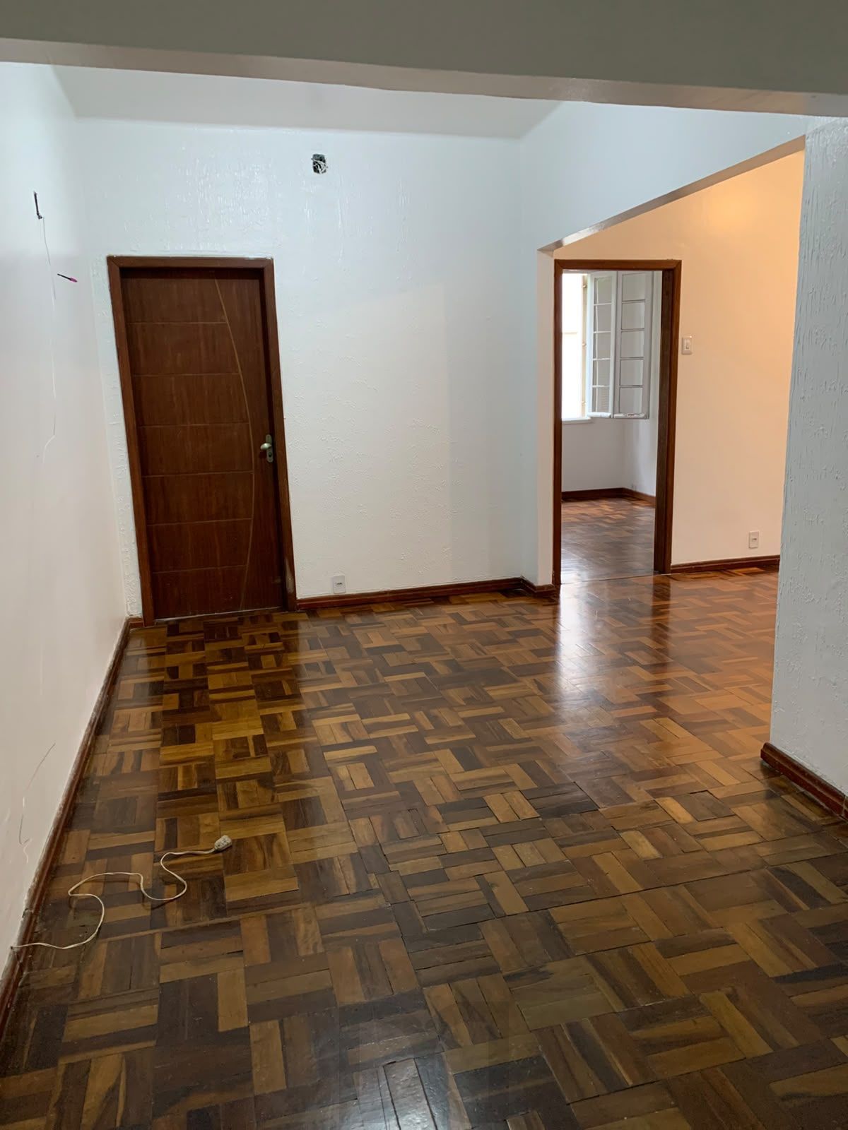 Ótimo apartamento 2 dormitórios no Centro Histórico, próximo ao Gasômetro e Praça da Matriz. — foto 8