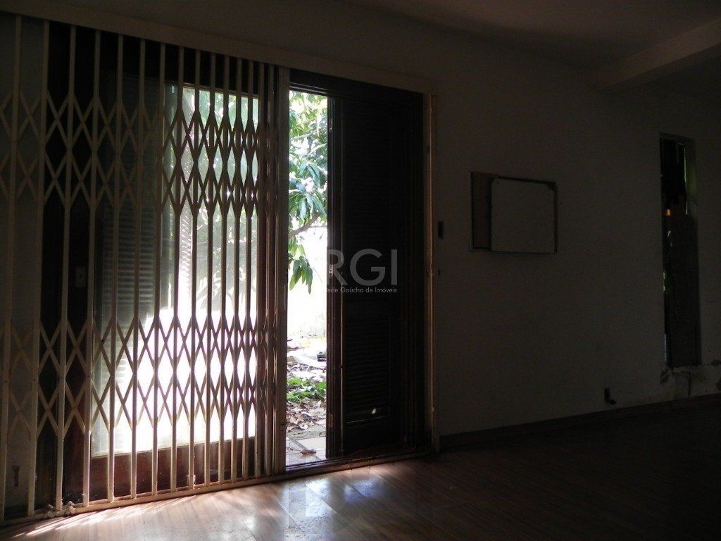 Casa para Venda - 110m², 4 dormitórios, sendo 1 suites, 4 vagas - Jardim Itu — foto 10