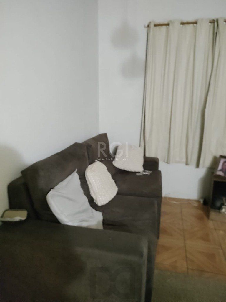 Apartamento 01 dormitório, térreo, no bairro Jardim Carvalho, em Porto Alegre, RS. — foto 1