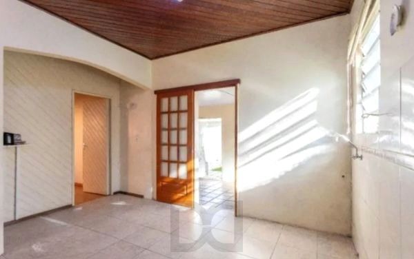 Casa no bairro Jardim Itú com edícula e 3 vagas — foto 9