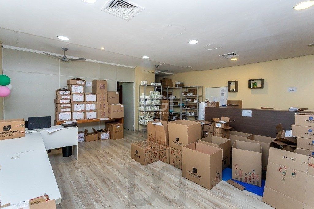 Loja Comercial na Av Cristóvão Colombo DESOCUPADA — foto 3