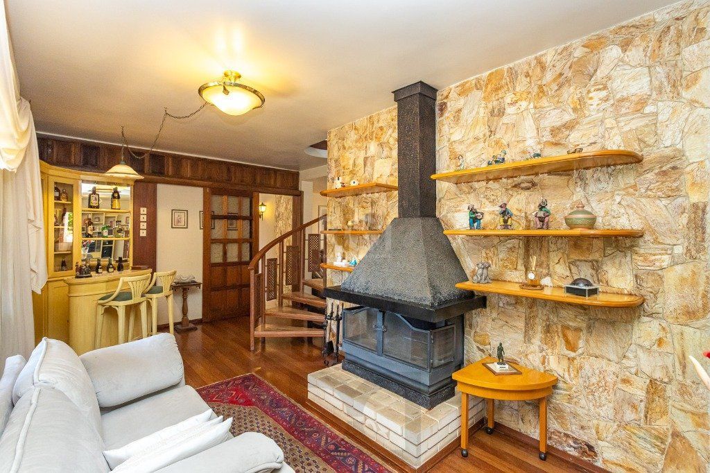 Casa sobrado no Partenon de 3 dormitórios e amplo pátio — foto 13