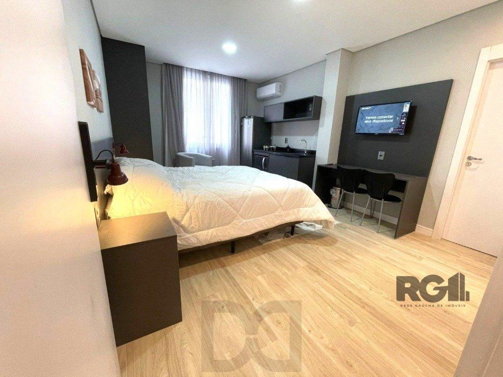 Apartamento no Centro de 1 dormitório mobiliado — foto 1
