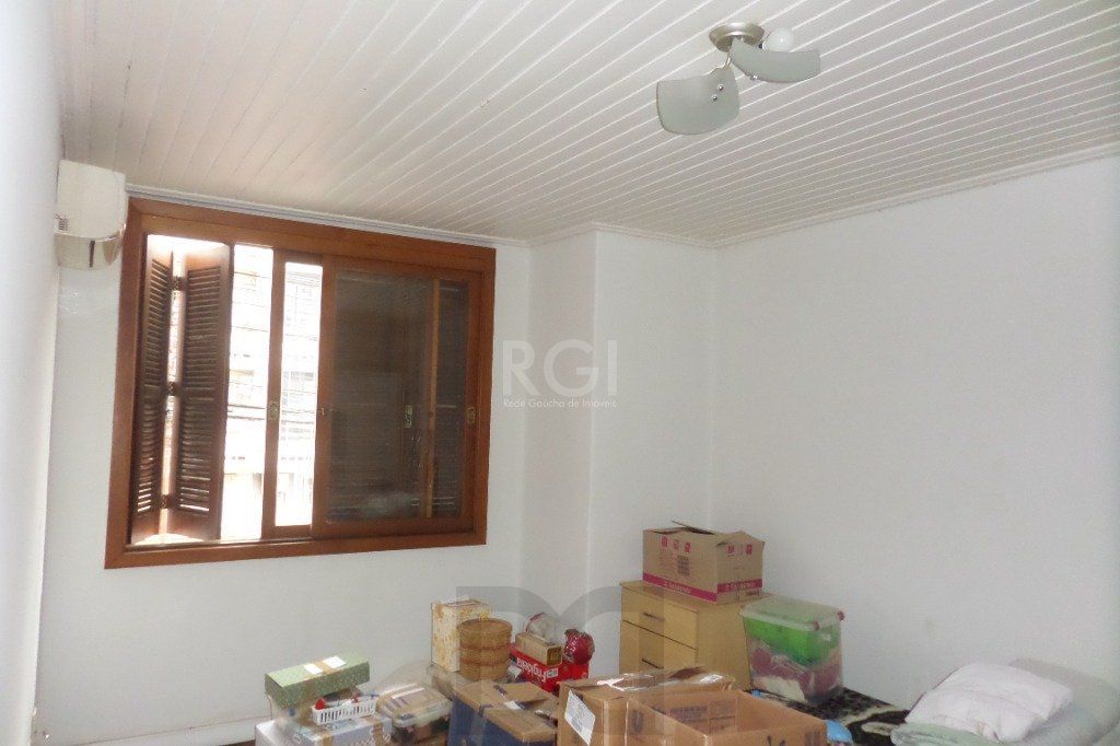 Apartamento 3 dormitórios Menino Deus Reformado e Desocupado — foto 17