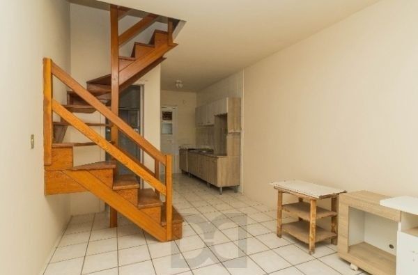 Casa sobrado em condominio fechado de 2 dormitórios e vaga — foto 2