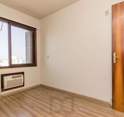 Apartamento amplo no bairro Tristeza de 3 dormitórios e 2 vagas — foto 11