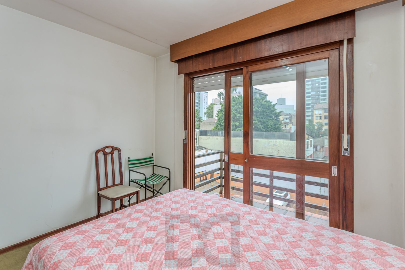 Apartamento no bairro Floresta de 3 dormitórios e vaga DESOCUPADO — foto 6