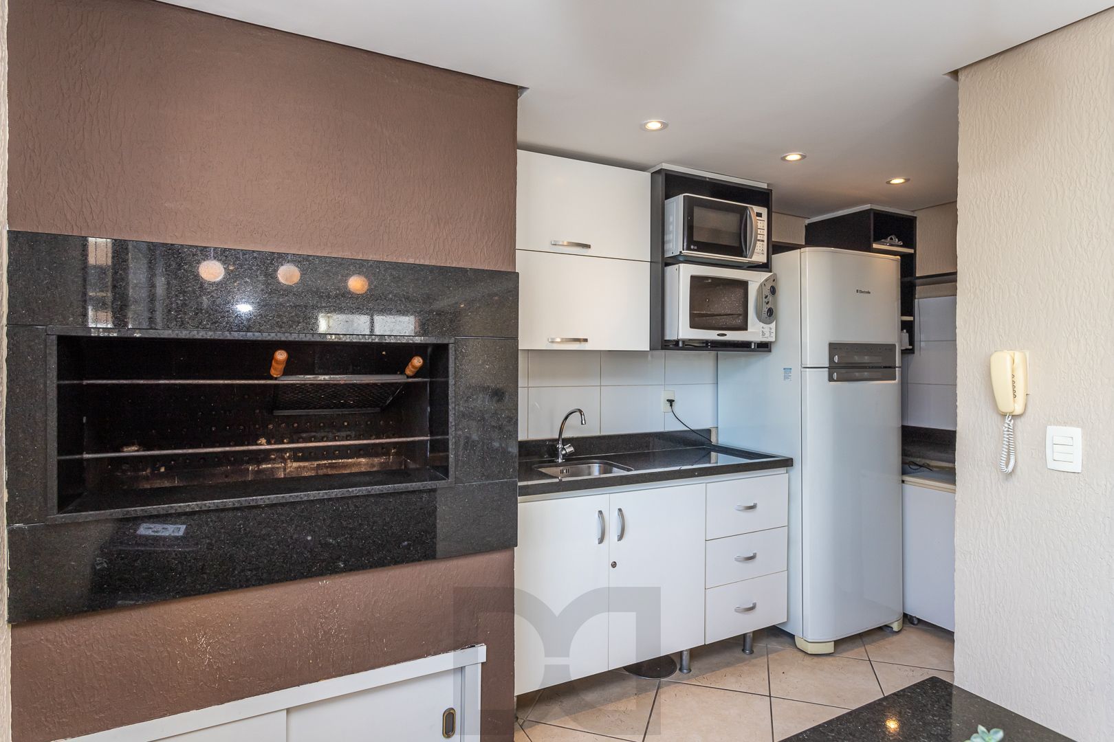 Apartamento no bairro Mont Serrat de 2 suítes e 2 vagas DESOCUPADO — foto 43