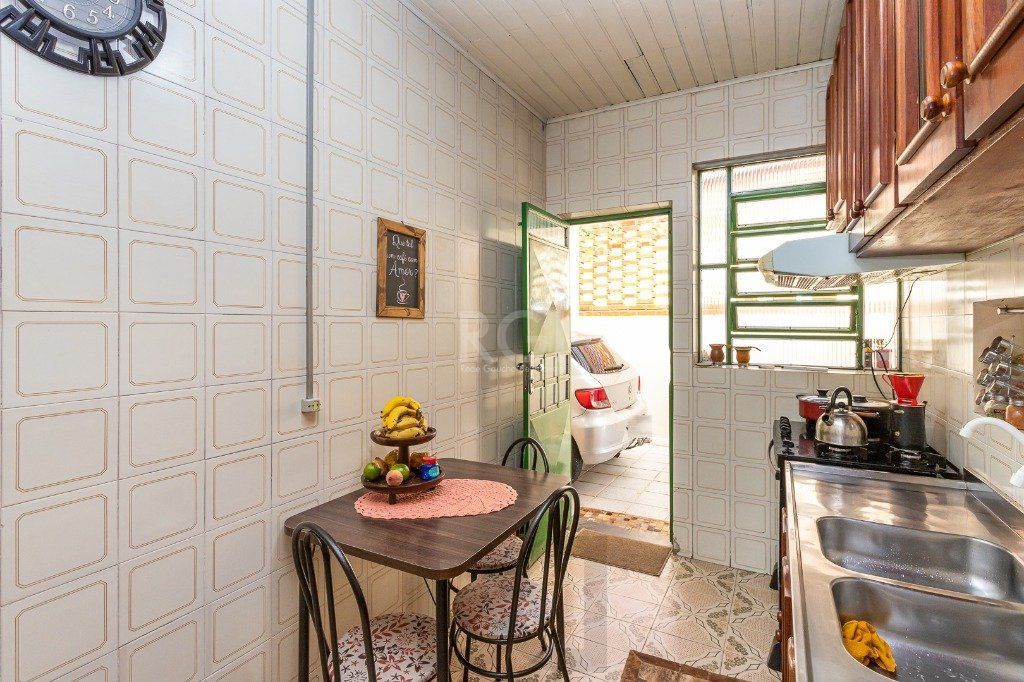 Casa para Venda - 143.32m², 3 dormitórios, sendo 1 suites, 5 vagas - Parque Santa Fé — foto 10