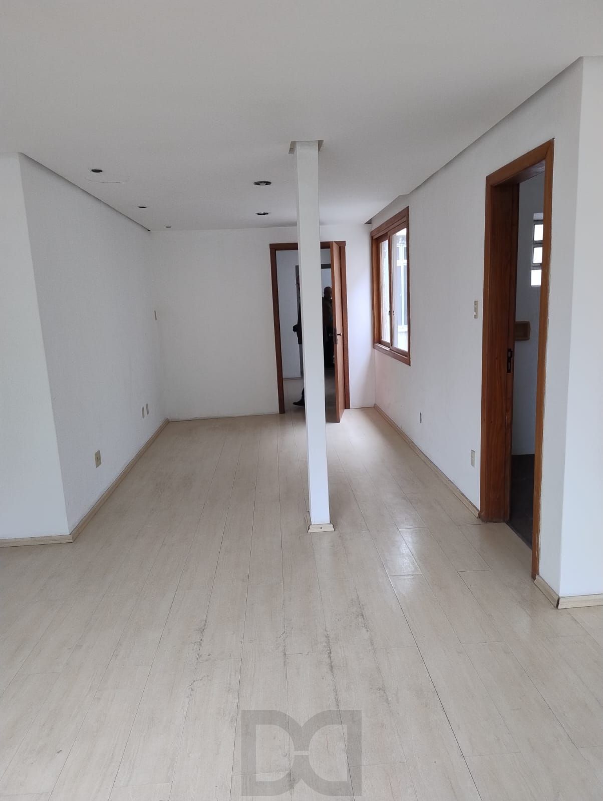 CASA MISTA COMERCIAL NO TÉRREO E RESIDENCIAL EM CIMA — foto 8