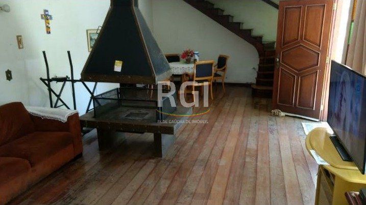 Casa para Venda - 300m², 4 dormitórios, 4 vagas - Nonoai — foto 3