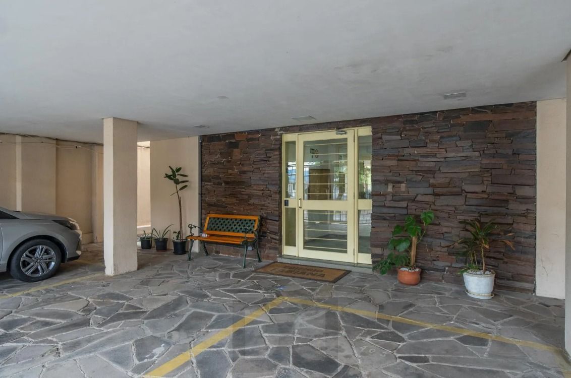 Apartamento na Cidade Baixa de 1 dormitório mobiliado e com vaga DESOCUPADO — foto 14