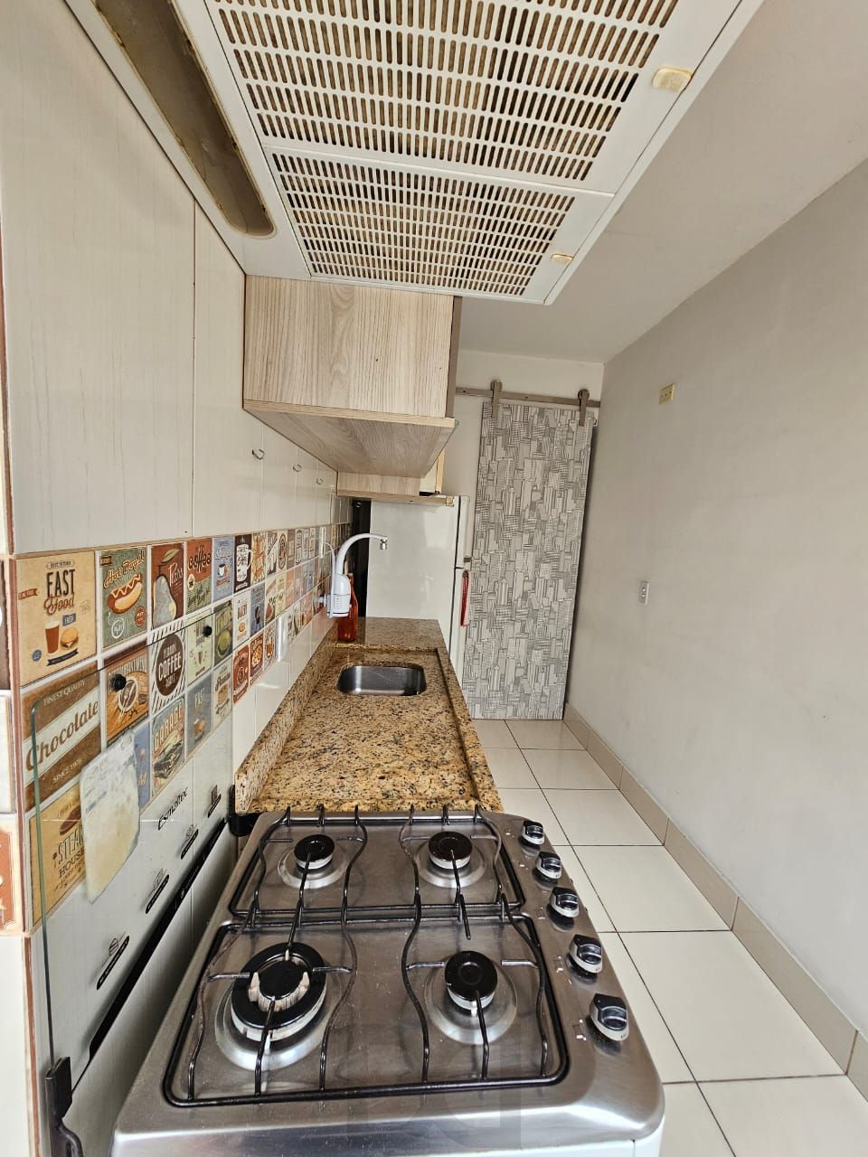Apartamento no Partenon de 1 dormitório mobiliado DESOCUPADO — foto 20