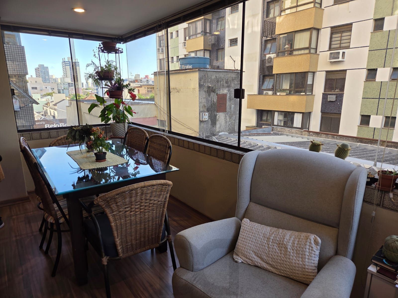 APTO COM 2 DORMITORIOS SENDO 1 SUITE, BAIRRO SANTANA — foto 3