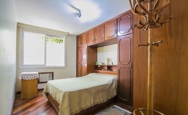 Casa sobrado no Petrópolis com 7 dormitórios e 4 vagas — foto 11