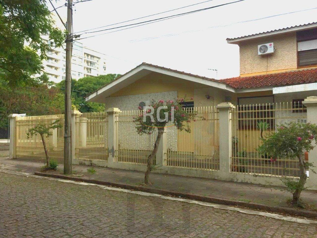 Casa para Venda - 340m², 4 dormitórios, sendo 2 suites, 3 vagas - Jardim Lindóia — foto 3