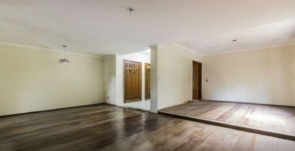 Casa sobrado no bairro Auxiliadora de 5 dormitórios e 4 vagas — foto 10