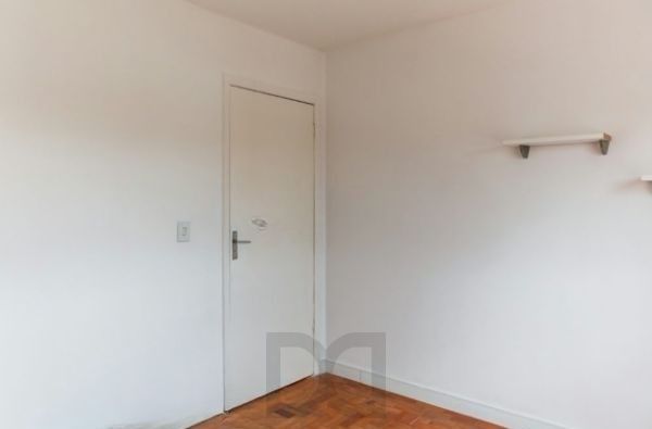 Apartamento no bairro Vila Ipiranga de 2 dormitórios e vaga DESOCUPADO — foto 17