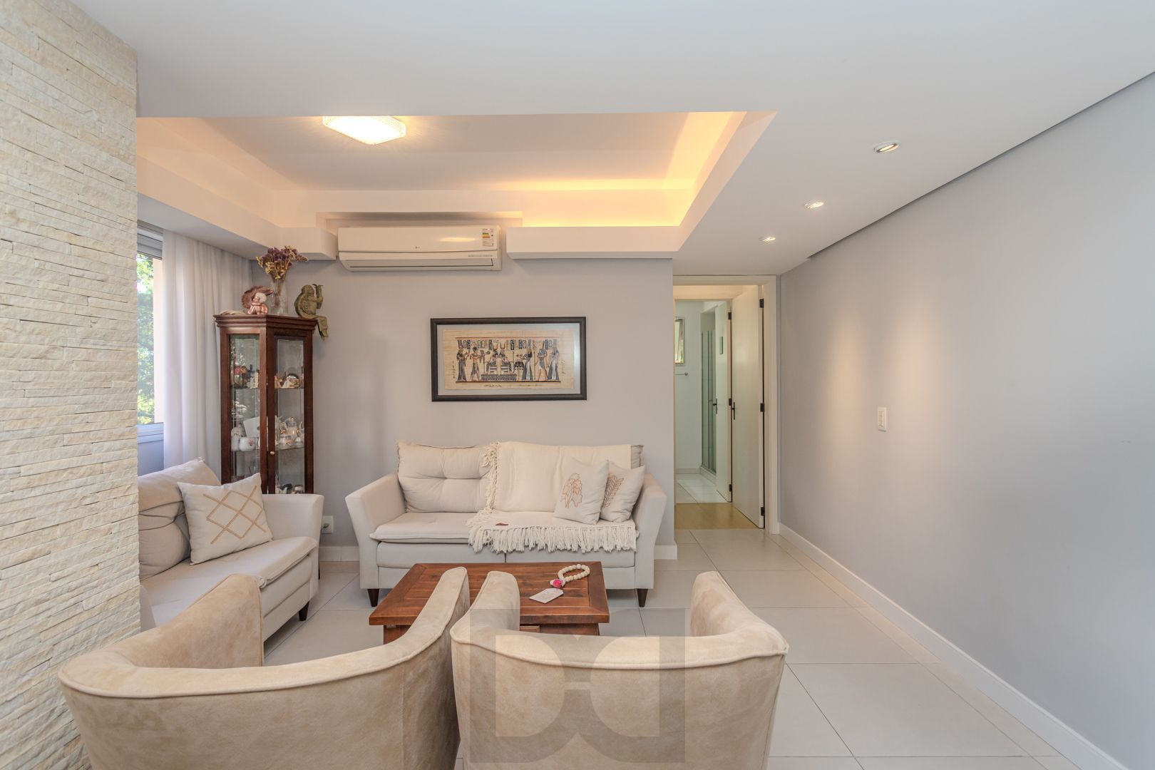 Apartamento diferenciado no bairro Nonoai de 3 dormitórios 2 vagas e infra — foto 8