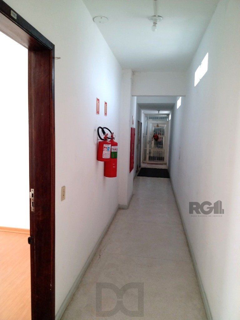 Apartamento de 1 dormitório no Centro DESOCUPADO — foto 19