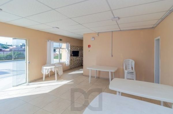 Apartamento no bairro Cristal de 1 dormitório REFORMADO E MOBILIADO — foto 32