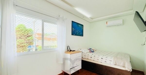 Sobrado no bairro Vila Ipiranga de 4 dormitórios e 4 vagas — foto 11
