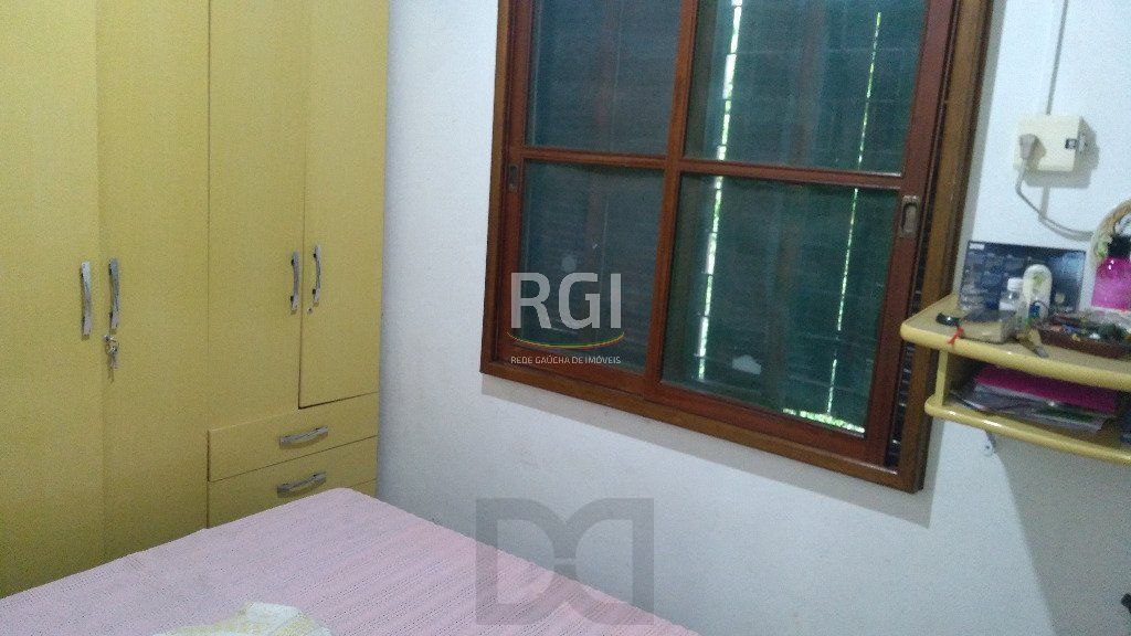Casa de 3 dormitórios, vagas e pátio - Passo da Areia — foto 8