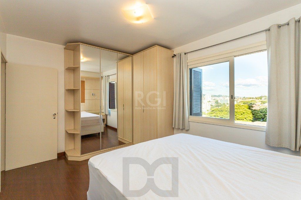 Apartamento no bairro Higienópolis com 190m² de 3 dormitórios e 2 vagas — foto 30