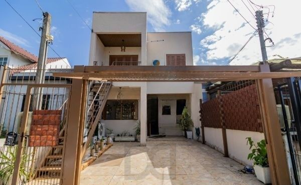 Casa sobrado na Hípica de 4 dormitórios e 2 vagas — foto 2