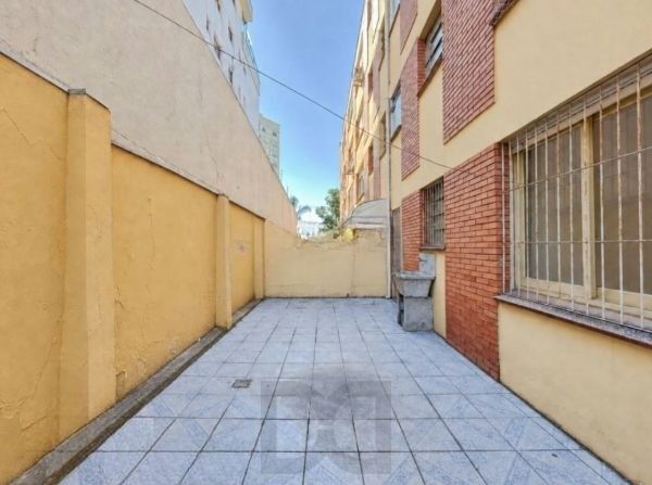 Apartamento no Cristo Redentor de 1 dormitório - térreo com pátio e vaga DESOCUPADO — foto 20