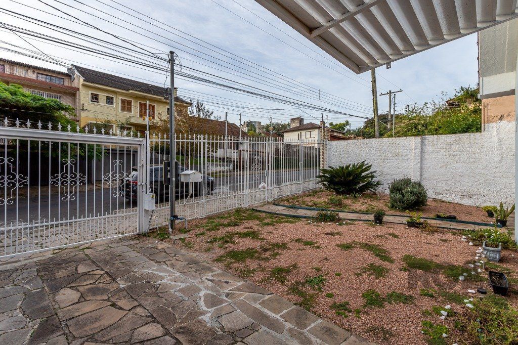 Casa no Jardim do Salso de 3 dormitórios pátio e piscina — foto 6