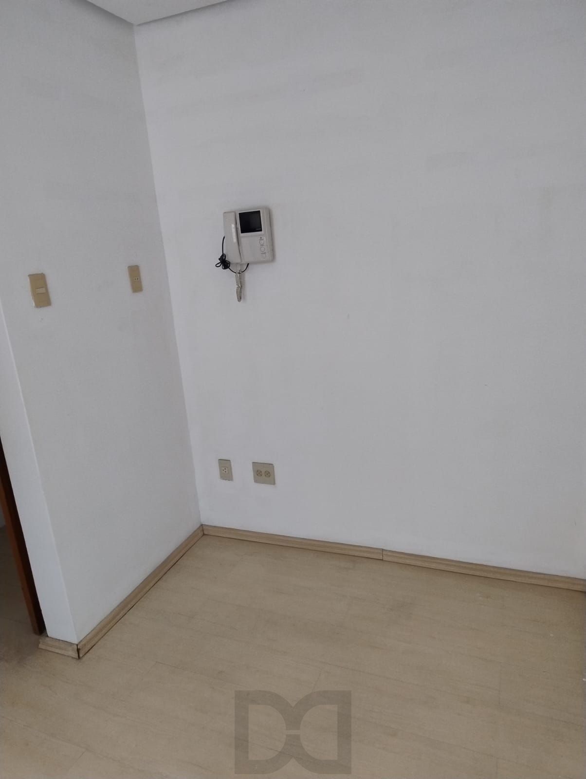 CASA MISTA COMERCIAL NO TÉRREO E RESIDENCIAL EM CIMA — foto 23